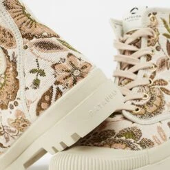 Pataugas AUTHENTIQUE M/FL F4H BEIGE -Pataugas OGMFLF4H628180150 BEIGE Detail